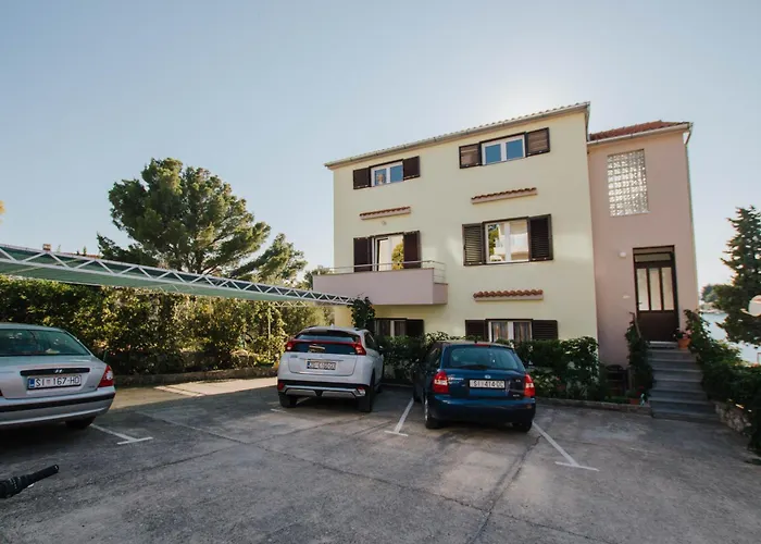 Relax A 4 * Žaborić